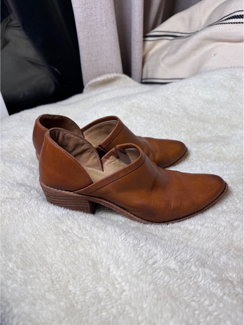 Madewell “The Brady” Lowcut Bootie Women’s 7 Brown Leather Cutout Ankle Boots
